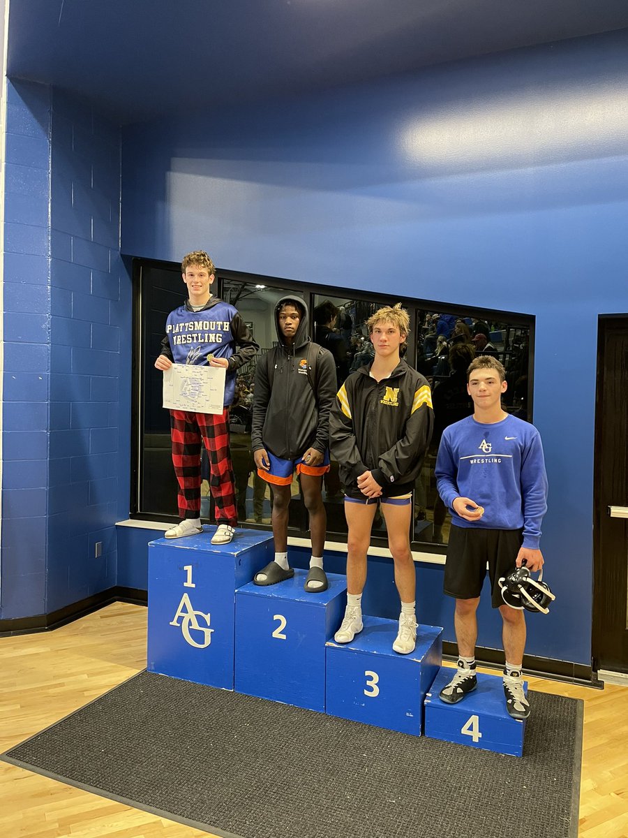 OPS_WestviewWR's tweet photo. Wolverines coming home with three medals from Ashland
106-Ryan C. 🥉
120-Ciondre D 🥉
138-Carnell D 🥈
Overall a very good day coming off break now time to focus on the back half of the season
Who wants it! #Mobup #beapredator https://t.co/NPwAiAayZK