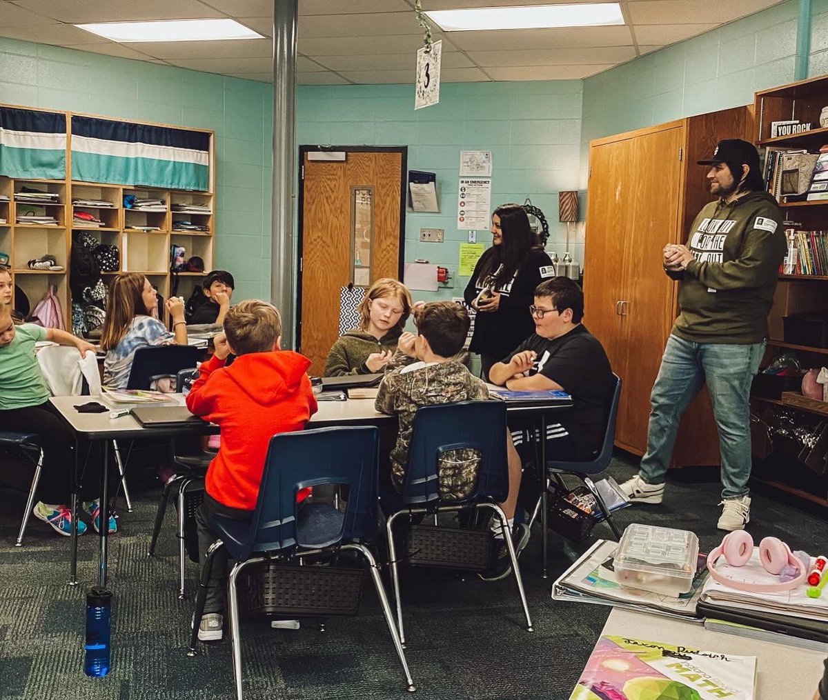 benjaminrwoods's tweet photo. Thank you to the Greater Clark Education Foundation for making our time together possible. You are a ®LOOK OUT FOR THE LEFT OUT school family! #gcef #lovelikecalla https://t.co/11elqXpfSK