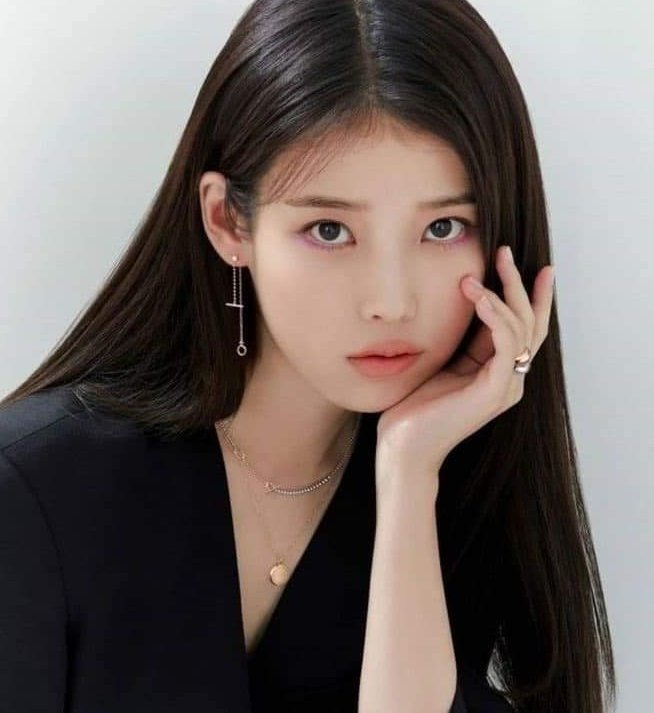 Park Jimin supera a IU y ahora es el 3er solista coreano más reproducido de la Historia de Spotify✨

Hasta hace menos de 2 años comenzó a lanzar música propia y por eso tiene el récord como el solista más rápido en llegar a 2 Billones y ahora va por los 3.

CONGRATULATIONS JIMIN