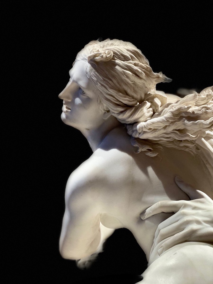 Architectolder's tweet photo. Good night. Have a wonderful weekend. Proserpina by Bernini - isolation detail. https://t.co/3tSVEFbRCP