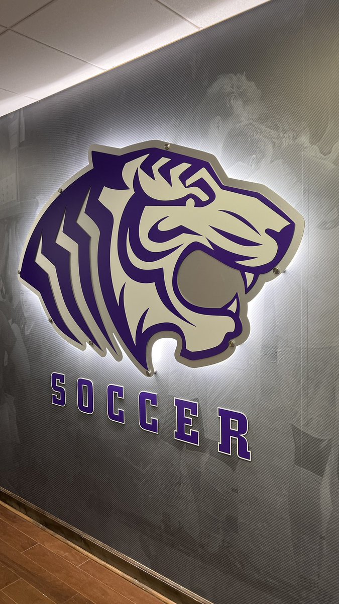 kylerobarts's tweet photo. Hoping @OuachitaTigers Women’s Soccer enjoys their new digs!

👉 @sidesignprint 

#dontsettleforplain https://t.co/26fK9OUR47