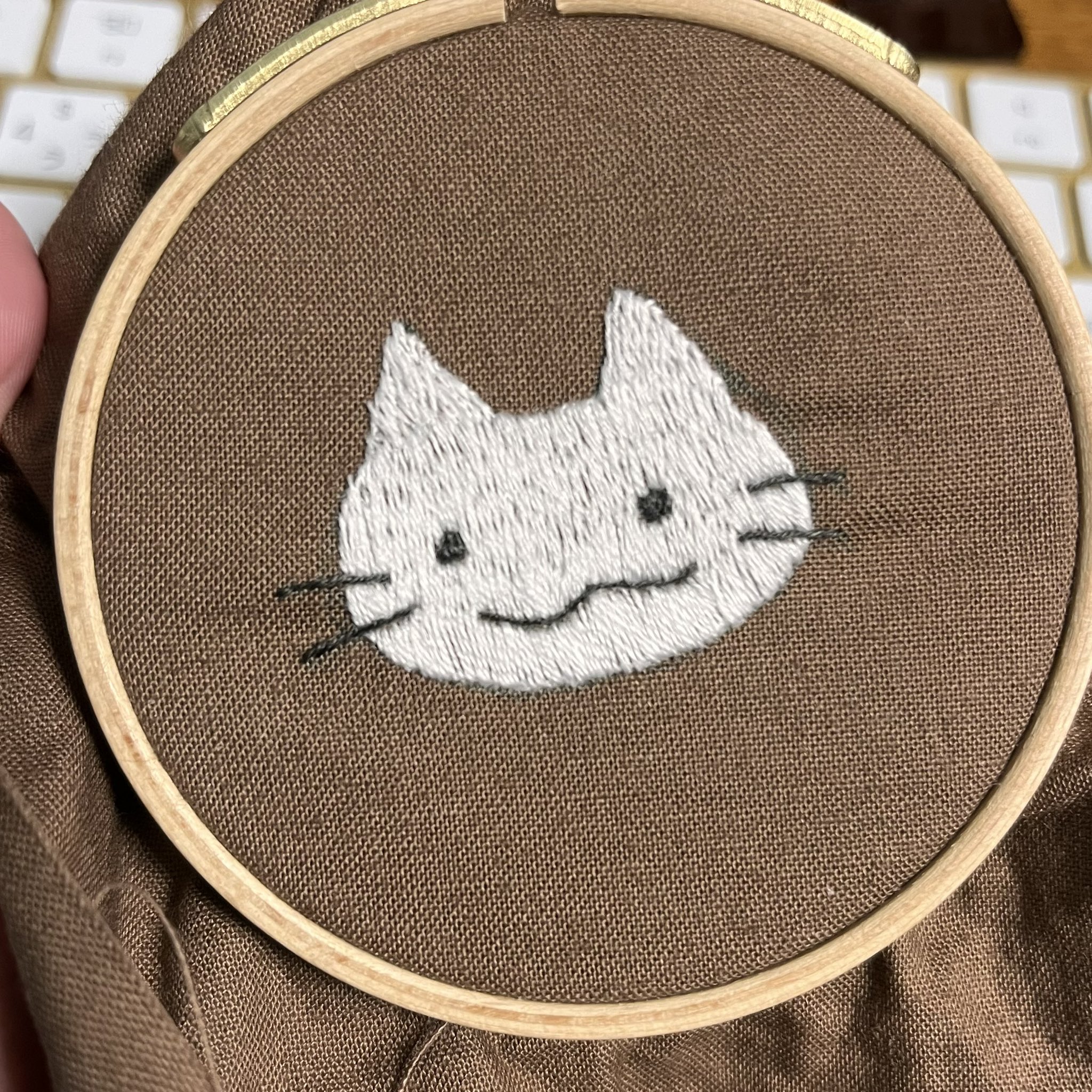 ちさき　刺繍 希崎ひねも🎲B07/Tサミ2025 on X: 