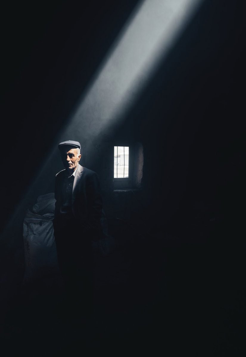 ‘Unique Light’

by <a href="/mirkantunc1/">mirkan</a>