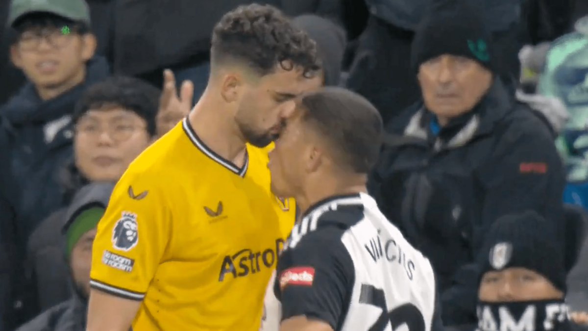jakaban's tweet photo. There  is definitely an agenda against wolves ,what do the opposition players have to do to get sent off against us ,chop the heads off with a machete ?,#wwfc https://t.co/tw4QRkTPoh
