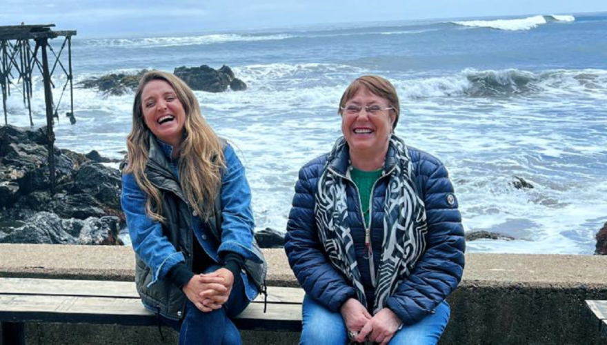 thecliniccl's tweet photo. La íntima confesión de Bachelet: 

“A ciertos hombres no les gustan las mujeres que son determinadas, decididas, que tienen opinión”

» https://t.co/9Ohltxst8M https://t.co/Jprb09PhFB