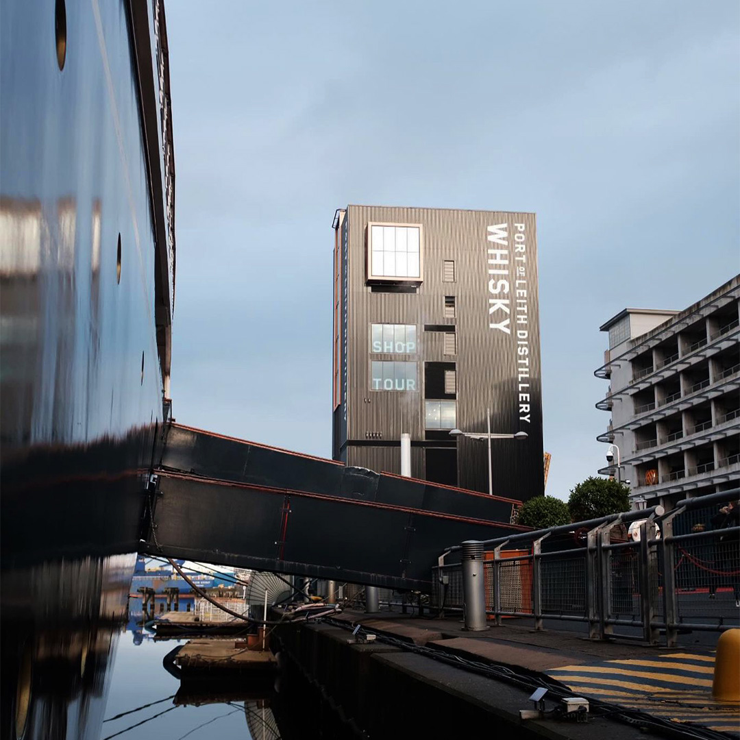 What our neighbours @britanniayacht see 👋
#thingstodoinedinburgh #portofleith #royalyacht