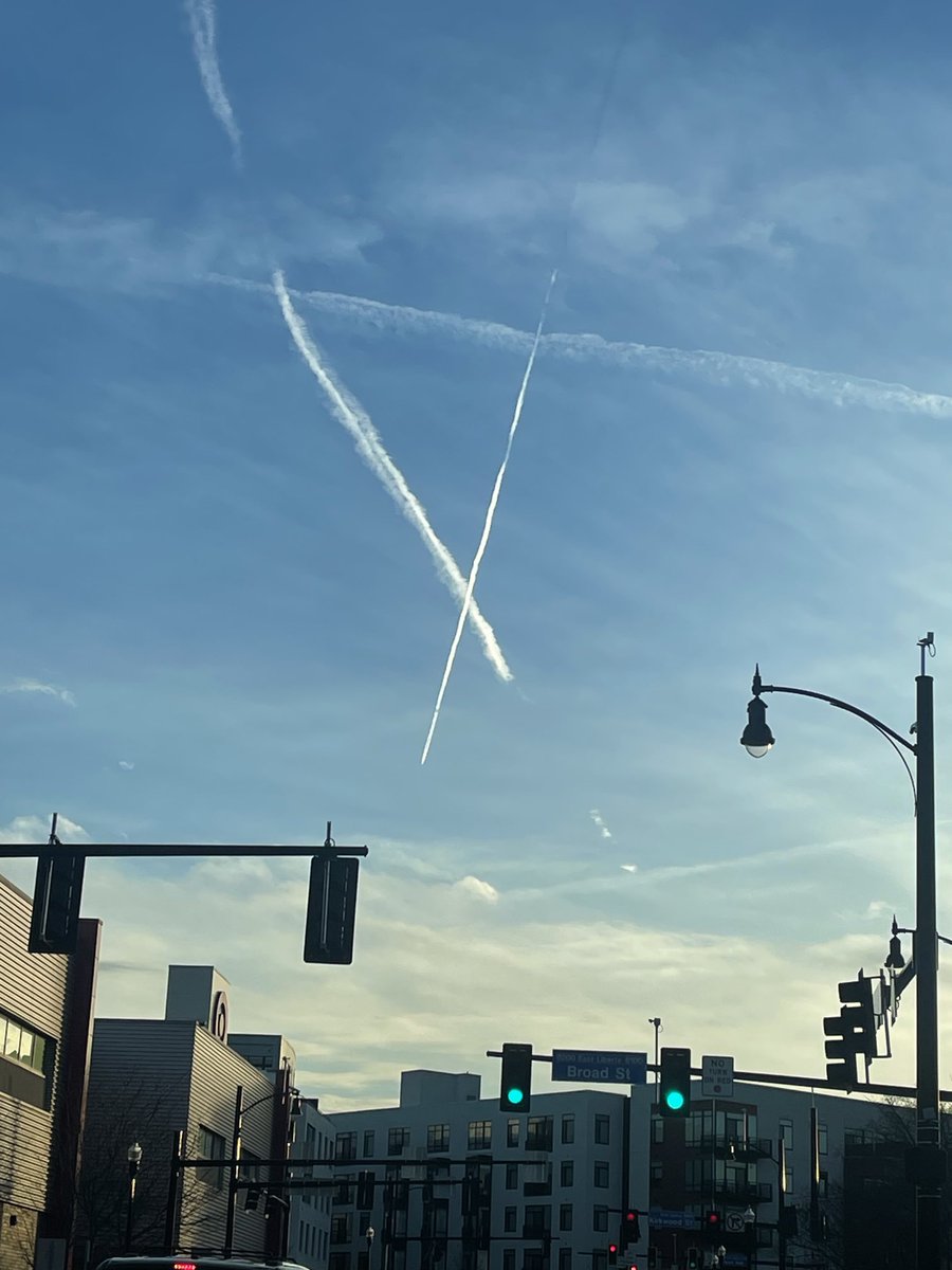 patlucas67's tweet photo. Elon in East Liberty? https://t.co/gDslqIK82C