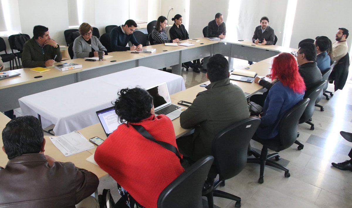 Milo_barrera's tweet photo. Por instrucciones del Gobernador @SergioSalomonC redoblaremos esfuerzos para cerrar con todo el éxito este 2024.

Por ello, me reuní con titulares del Sector Económico del @Gob_Puebla para establecer las prioridades, fortalecer la coordinación y fijar objetivos.

Por un buen año! https://t.co/imVG62pgFW