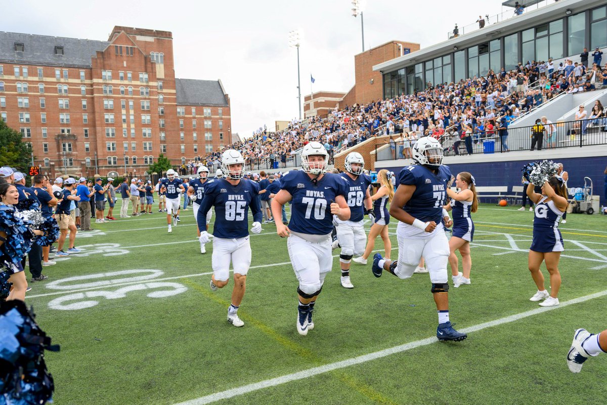 After a great conversation with <a href="/CoachTreyHen/">Trey Henderson</a>, I am blessed to receive an offer from Georgetown University.  #HoyaSaxa <a href="/CoachPartin/">Joey Partin</a> <a href="/coachsgarlata/">Coach Sgarlata</a> 

<a href="/IgnatiusFB/">Saint Ignatius Football</a> <a href="/CNendick25/">Chris Nendick</a> <a href="/CoachMmiller15/">Matt Miller</a>