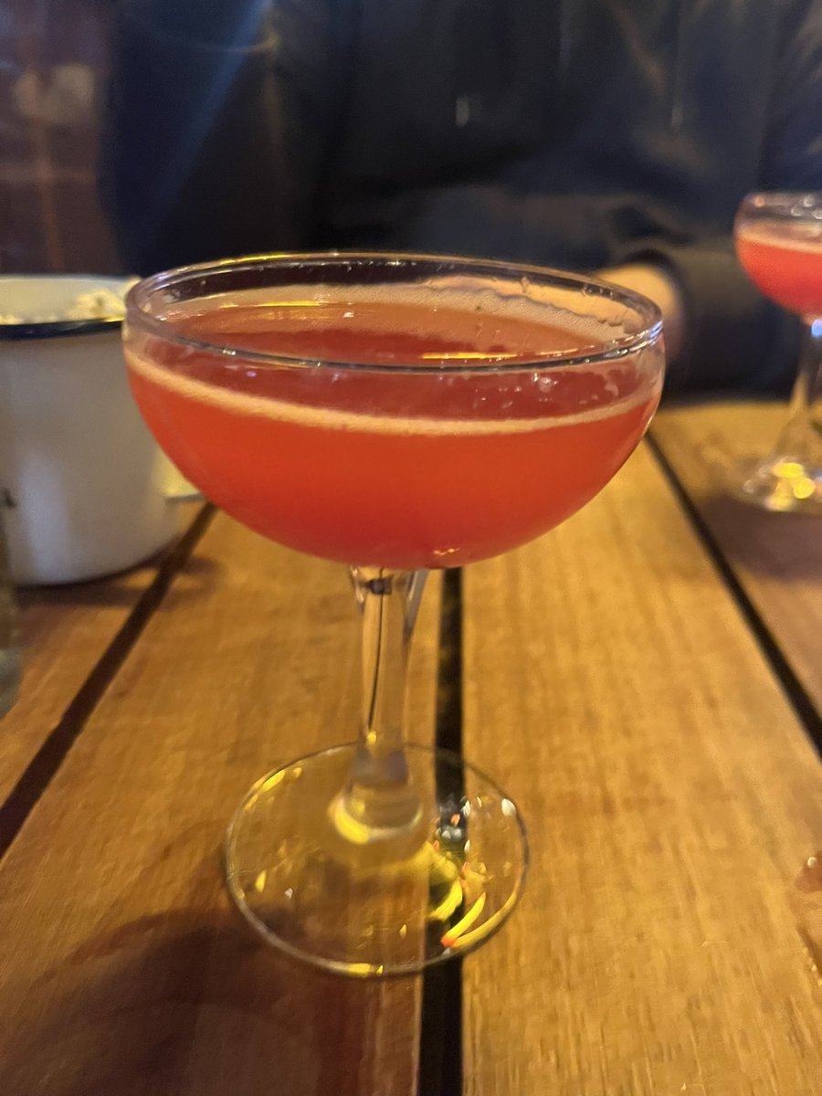 helenprice82's tweet photo. Loving @flatironsteak restaurant it is fabulous and the food is nice and yes I’m having a cheeky cocktail too #theironsteak #nightout #london #westfields #londongirl #highyrecommended https://t.co/7EFUP43xLd