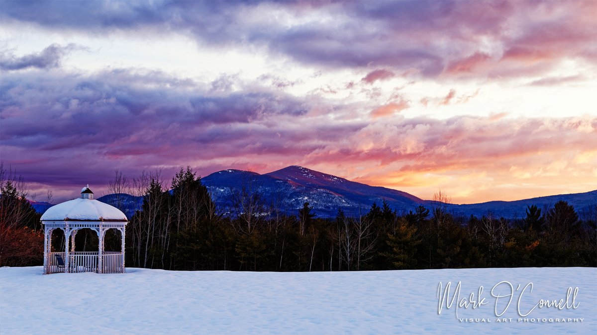 SNOW is in the forecast for this weekend! Pretty soon we'll be covered in snow like this photo from last winter. Keep doing your snow dances; they're working!

 #WinterWonderland #SnowForecast #SnowyDays #SnowLovers #SnowDance #SnowyScenes #SnowyWeather #SnowyDaysAhead