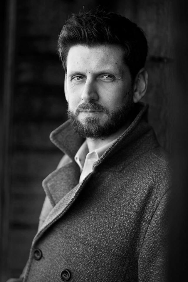 collywobbles58's tweet photo. Some lovely Larry for this Friday. #larryrickard https://t.co/5yVhjlgmKa