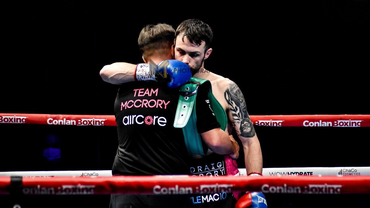 _mmphoto_'s tweet image. "The Cinderella Man", described as by @mickconlan11 , looks to upset another apple cart in the Caribe Royale, Orlando, United States, on 24th February 2024! 🇺🇸⚒️
@padraigmc1988
@ConlanBoxing 
@EddieHearn 
@CoachWaldo1
#BerlangaMcCrory #matchroomboxing #conlanboxing