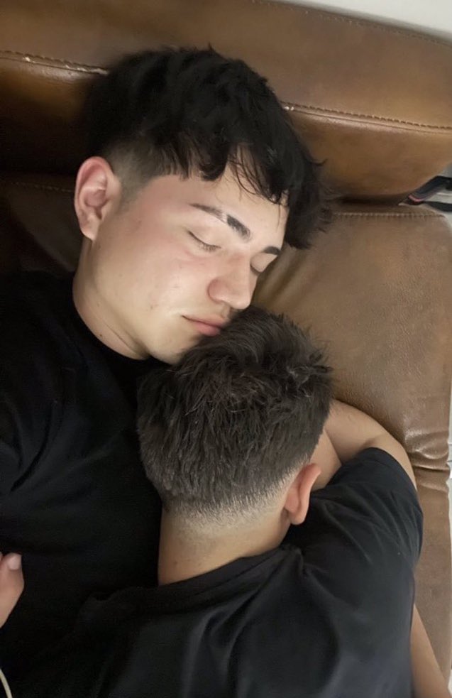 couldbeuslgbt's tweet image. rt to manifest in 2024