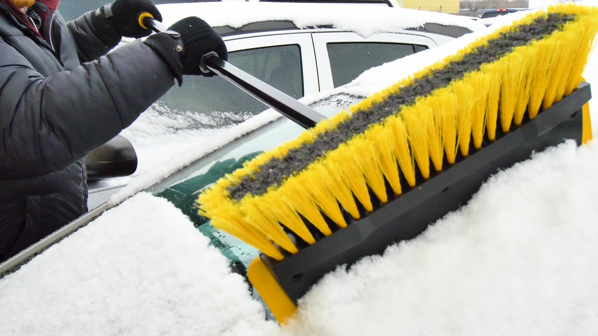 Rain-X® 11 Heavy Duty Ice Scraper with Rubber Grip, Black and Yellow,  Size: 11, 1 Pack, 1220141020X