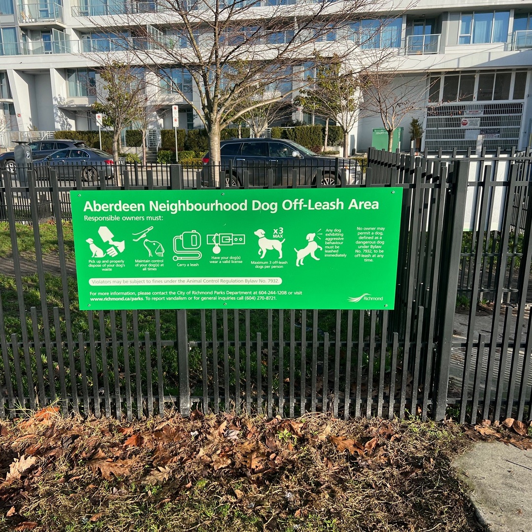 Friday Friends at the dog park!
Aberdeen Neighborhood Park, located in Richmond between Cambie Rd and Hazelbridge Way has a spacious gravel and grass off-leash area! 
 #OffLeashArea #DogPark #OffLeash #DogLovers #PetFriendly #DoggyPlaytime #dog #petfoodnmore