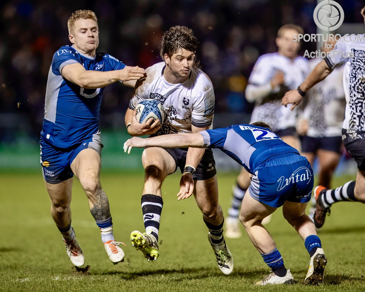 TONIGHT: @SaleSharksRugby missed their chance to go back to the top of the @premrugby as @BristolBears ended their 12-game home winning run with a 22-14 win #rugby #rugbyunion #premiershiprugby #prem #premrugby #premiershiprugby #sale #sharks #salesharks #bristol #bristolbears