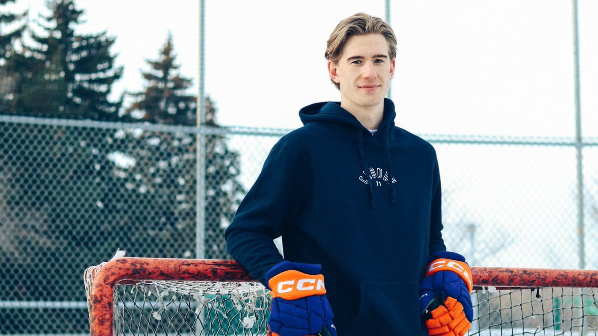 Sports1440's tweet photo. Up next on the @JasonGregor Show we've got Ryan McLeod in studio to discuss the season so far, and a really cool fundraiser he is apart of with @flannelfoxes as they raise money for @StolleryKids! Tune in or watch below! 

🎧: https://t.co/nBeuhjTcCR

📺: https://t.co/vkMqHPso3M https://t.co/NcOAr7NENE