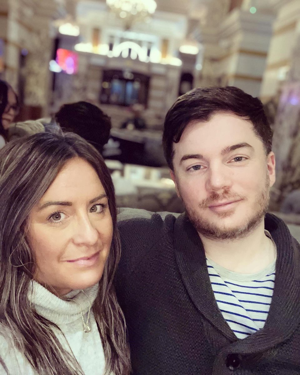 WeeVK80's tweet photo. Winter break ⚽️ means a rare few days away with my 🫶🏼 @Graeme784 
❤️🤍💙 https://t.co/iGyN5J7HKC