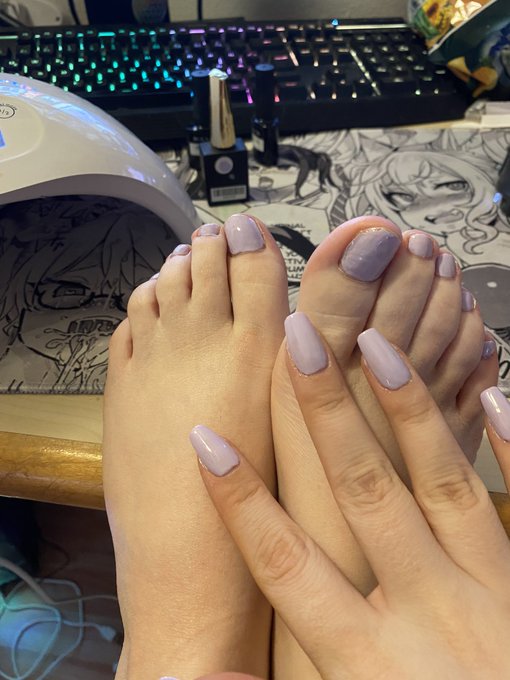fnish my nails #feet #feetseller #f&uuml;sse #nails https://t.co/mitC2XwKvT<a href="/tag/feet"class="tags">#feet</a><a href="/tag/feetseller"class="tags">#feetseller</a><a href="/tag/f%C3%BCsse"class="tags">#f&uuml;sse</a><a href="/tag/nails"class="tags">#nails</a>
