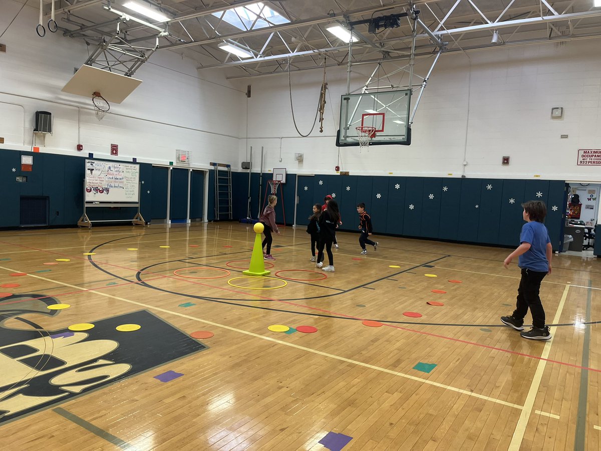 4th Grade Intramurals Club began this morning with a “Switch” Tournament.  What a fun way to start off a Friday morning! <a href="/POBATHLETICS/">POB ATHLETICS</a>