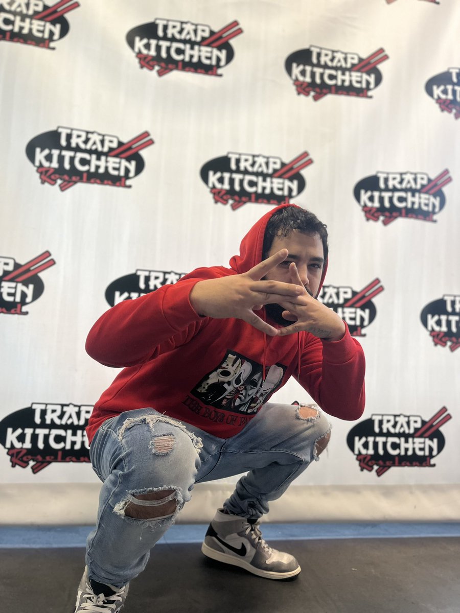 Krisbrady23's tweet photo. You know I hadda pull up to @TrapKitchenPDX https://t.co/0EeTURnYY7