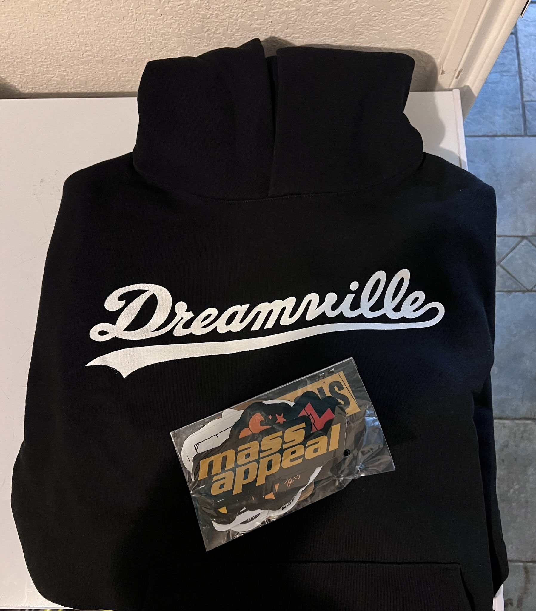 Authentic dreamville shop hoodie