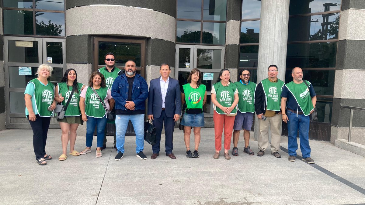 defensorsanluis's tweet photo. 🚨 La Defensoría del Pueblo y ATE San Luis presentaron un amparo judicial contra el pago del sueldo en partes a empleados públicos provinciales 💼💰⚖️

🔗Detalles: https://t.co/4XK7Q4cLPQ https://t.co/eqS17VIiTs