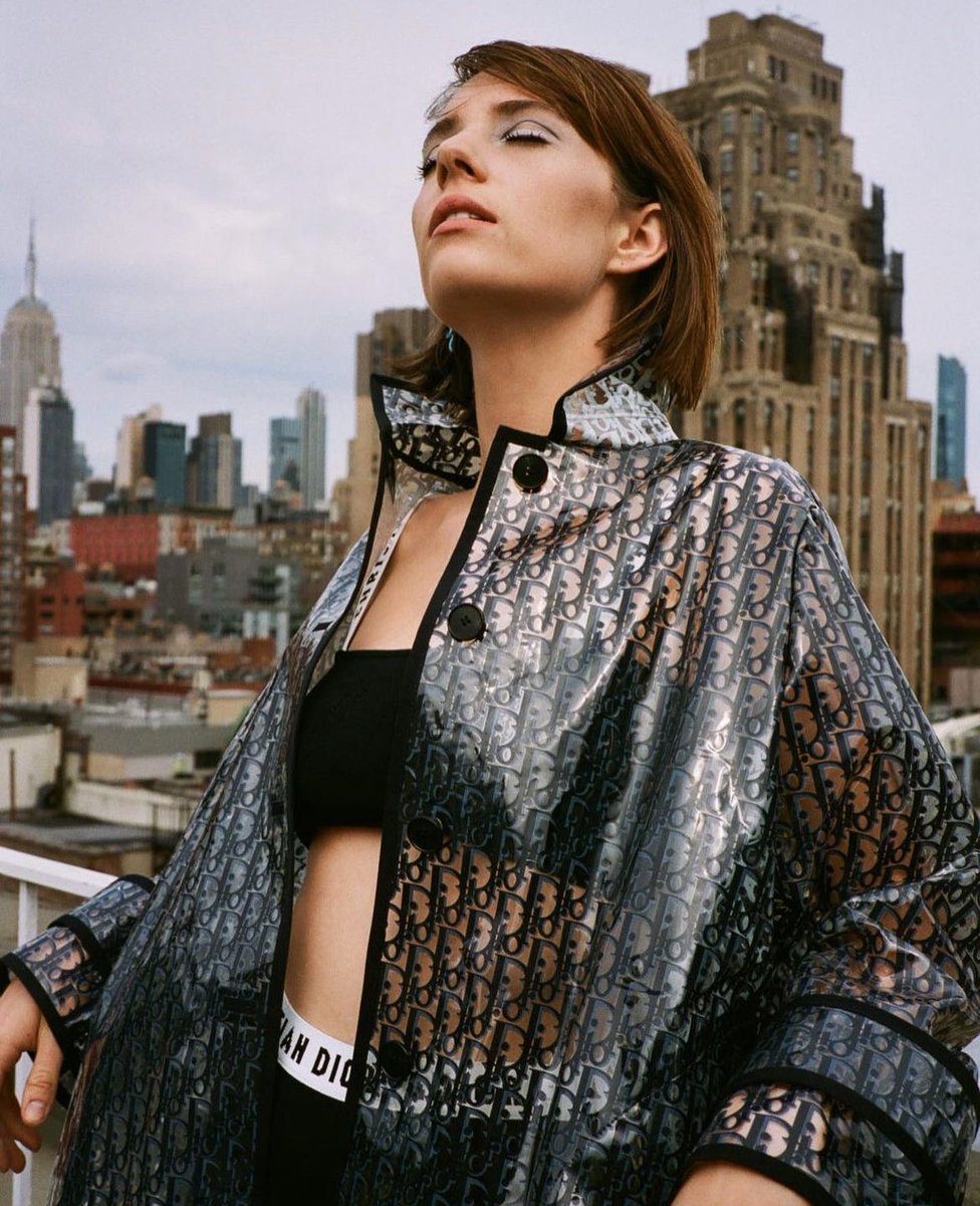 STREET_FINCH's tweet image. ᅠ
                         𝑮𝒊𝒗𝒆 𝒉𝒆𝒓 𝒂 𝒈𝒊𝒓𝒍 𝒕𝒐 𝐫𝐮𝐢𝐧.

ᅠ