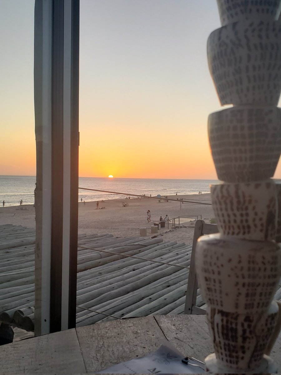 Sin duda en el mundo existirán buenos atardeceres - pero lo que no queda duda - que los atardeceres de Punta del Este <a href="/puntadeleste/">Punta del Este</a> , están en el podio.