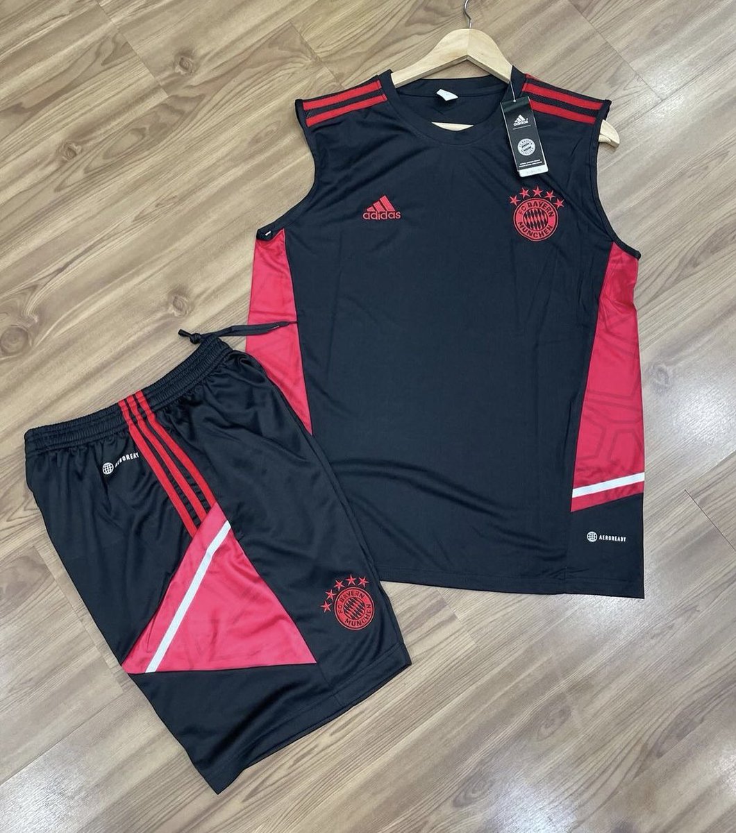 kaikesafadin's tweet photo. Querendo comprar esse kit de roupa quero troxas para pagar https://t.co/nC2sUoU4Gn