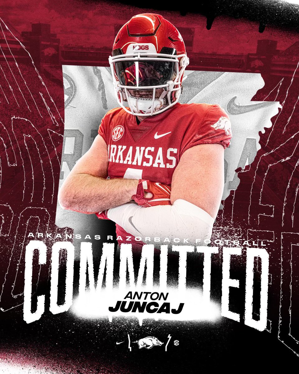 CoachAJuncaj's tweet photo. Wooooooo. Pig. Sooie! https://t.co/I2LstR9CKk