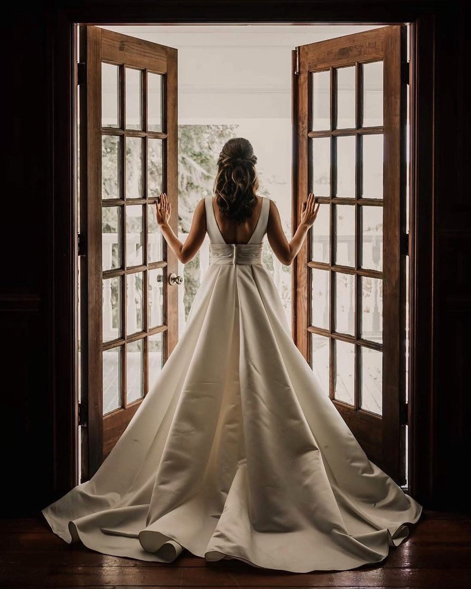 These couples' love (and looks) will never go out of style ❤️

Check out style V3848: davidsbridal.visitlink.me/bXRCxf

📸: megan.alea.photography, devinnmattson, erinrobertsphotography via teganxtenleyxtavin, sydneymariephotography