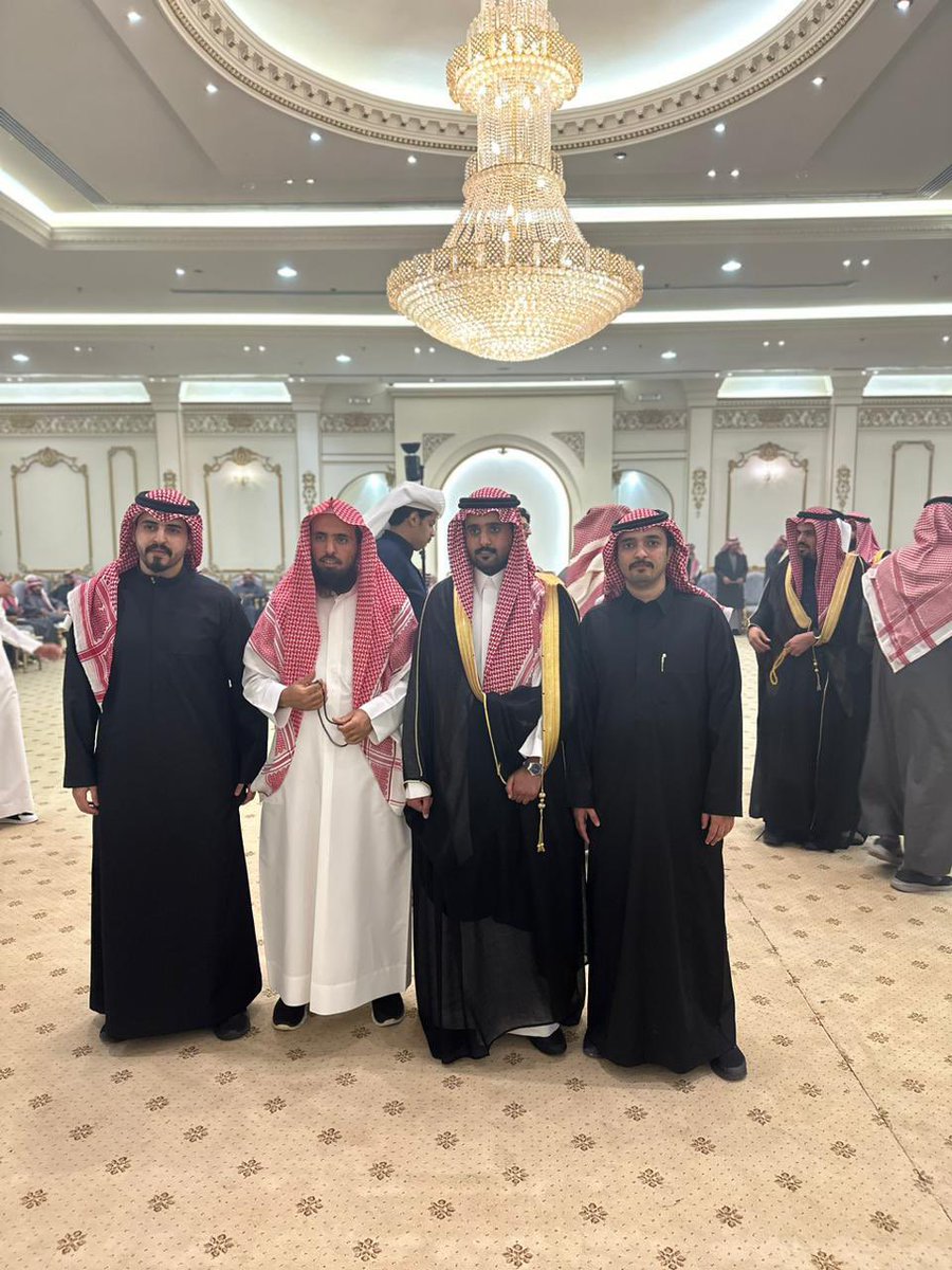 ملتقى الوسيمات tweet media