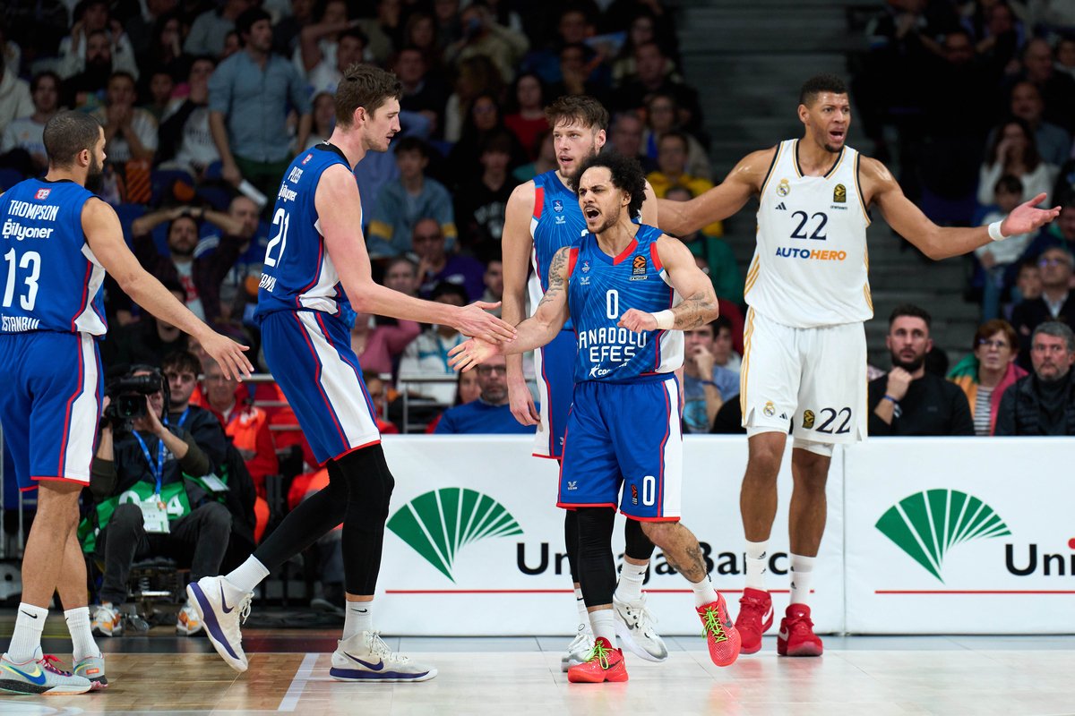 Anadolu Efes SK tweet media