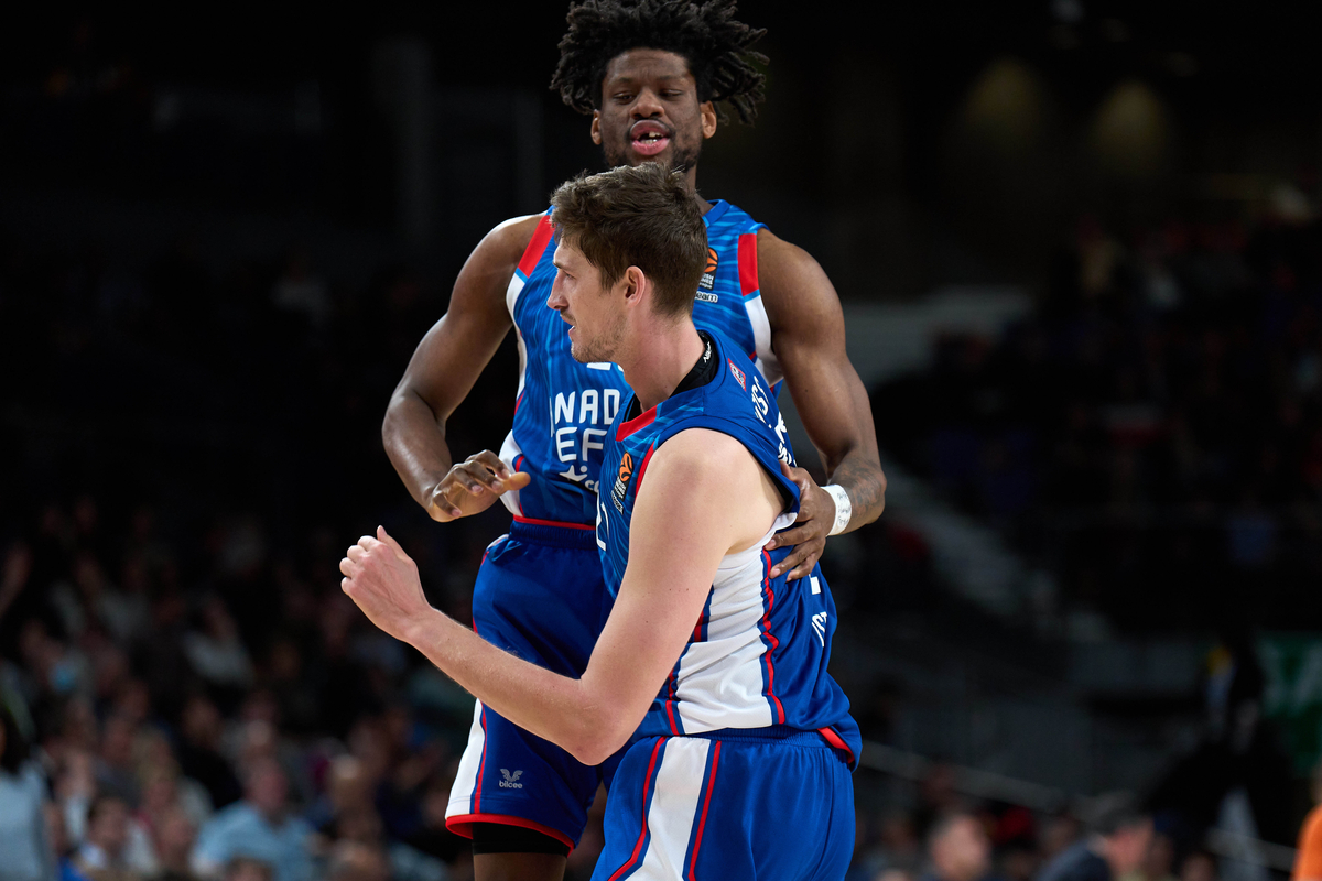 Anadolu Efes SK tweet media
