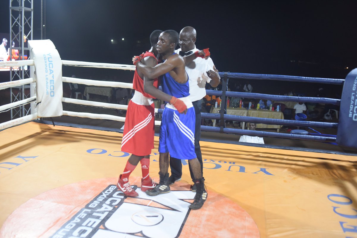 Bout 6(Challenge Bout) of Yucateco Boxing League Season 1 Week 9- 5/6 January 2024- Fakunle Comprehensive High School Opposite Mopol Base, Along Ikirun Expressway, Osogbo, Osun State. Taiwo Bakare (WEST B.C) vs Akanmu Toheeb (TEAM EDEN)
#boxing #yucatecoboxingleague