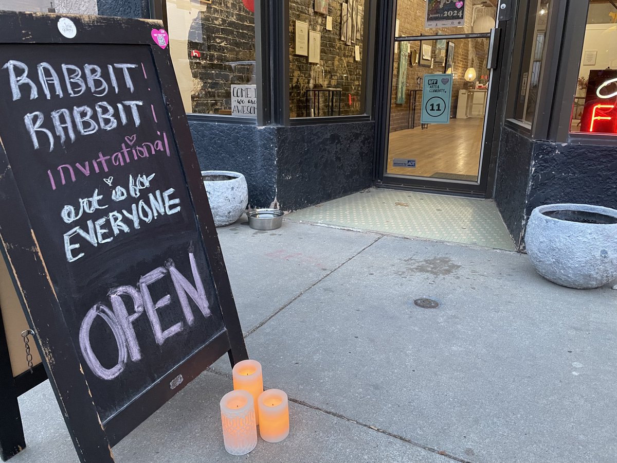 mingtoygallery's tweet photo. #11 on your BFF list, #1 in your hearts. We're here until 8pm tonight. #bensoncreativedistrict #bensonneighborhood #bensonfirstfriday #SupportLocalCreatives #supportlocal #ShopSmall #shopmaplestreet #shoplocalbusinesses #rabbitrabbit #art #artgallery #bensonartgallery https://t.co/JzA3sXIrOk