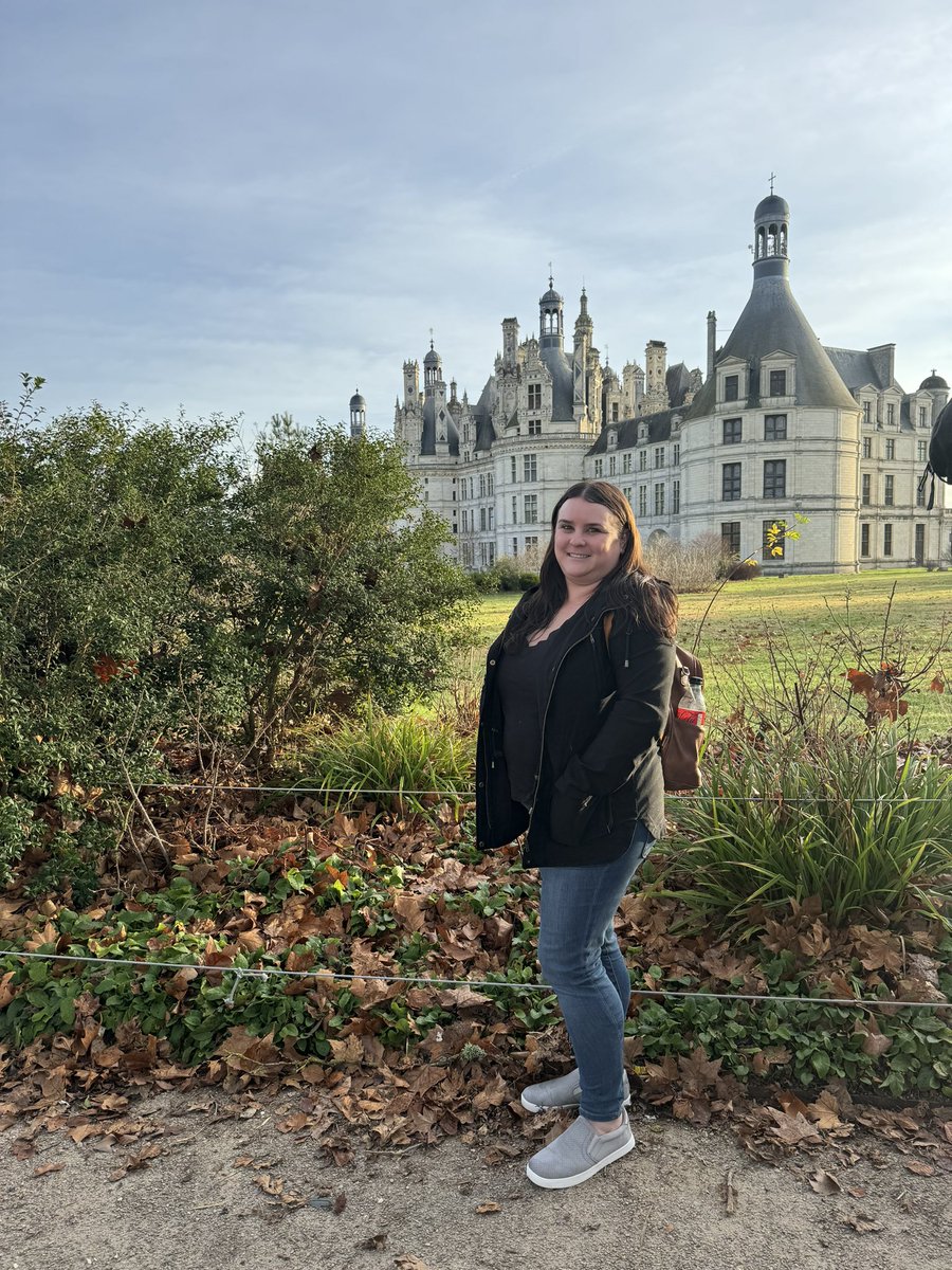 Have you solo traveled? I just did for the first time and it was an experience of a lifetime! #travel #travelblog #travelblogger #solo #solo_travel #independent #explore #paris #ParisinLove