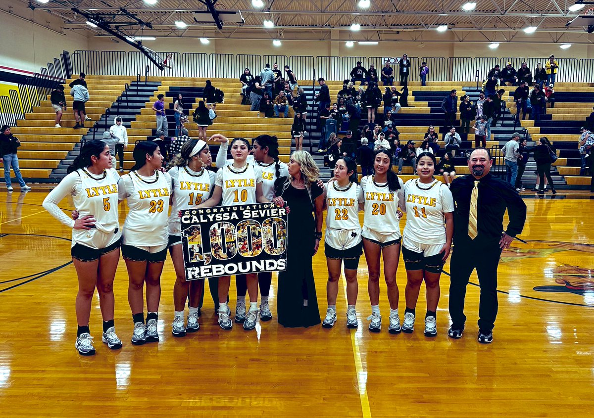 LoriLwilson23's tweet photo. Congrats to Senior Captain Calyssa Sevier she picked up 1,000 rebounds and we still have alot of games left!! We are so proud of you!! @CalyssSevier @LRam2 @hinojosa_david @tamaratilley444 https://t.co/dZkjV2PrUy