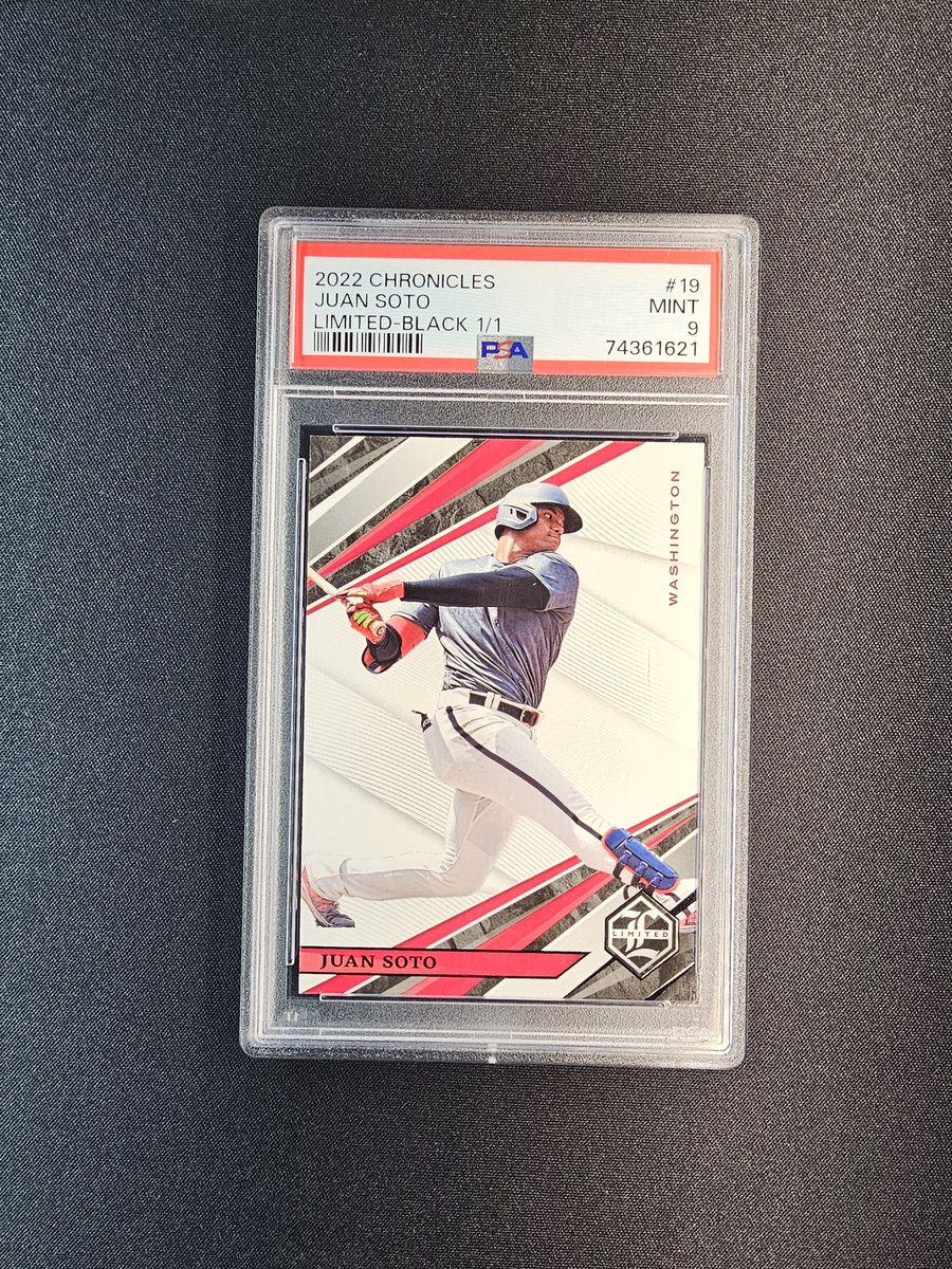 🔴Soto 1/1 GIVEAWAY!🔴

A wise, yet unstable person once told me to spread more positivity. So let's run a giveaway for a Juan Soto 1/1!

Must like and RT to enter. Winner picked Sunday 1/7.

Thanks for the support and I appreciate you all! Best sale yet!