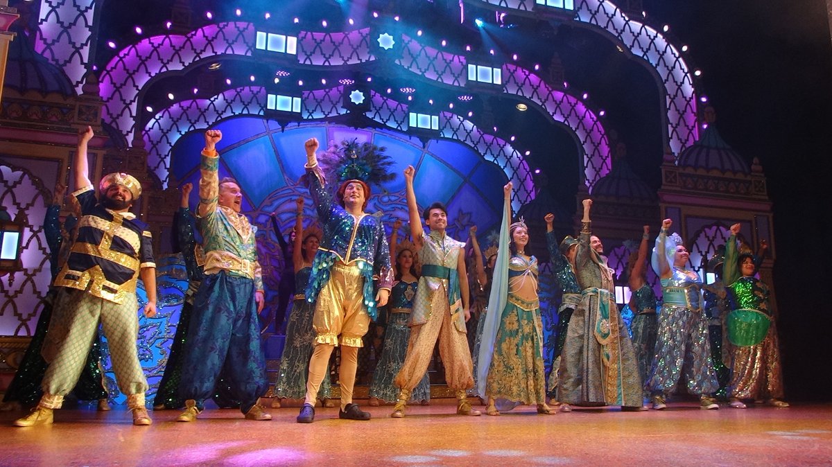 Janet Mary tweet media