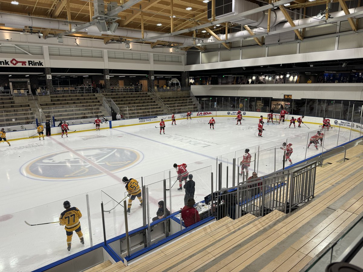 Burgmania's tweet photo. Back in the barn to kick off the 2024 portion of the @GriffsHockey slate - tonight, we welcome @SkatingSaints to the #GriffsNest!
#PAGameDay #GoTheGriffs https://t.co/vwpyQKrg6t