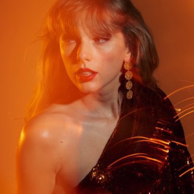 taylor swift is a goddess.