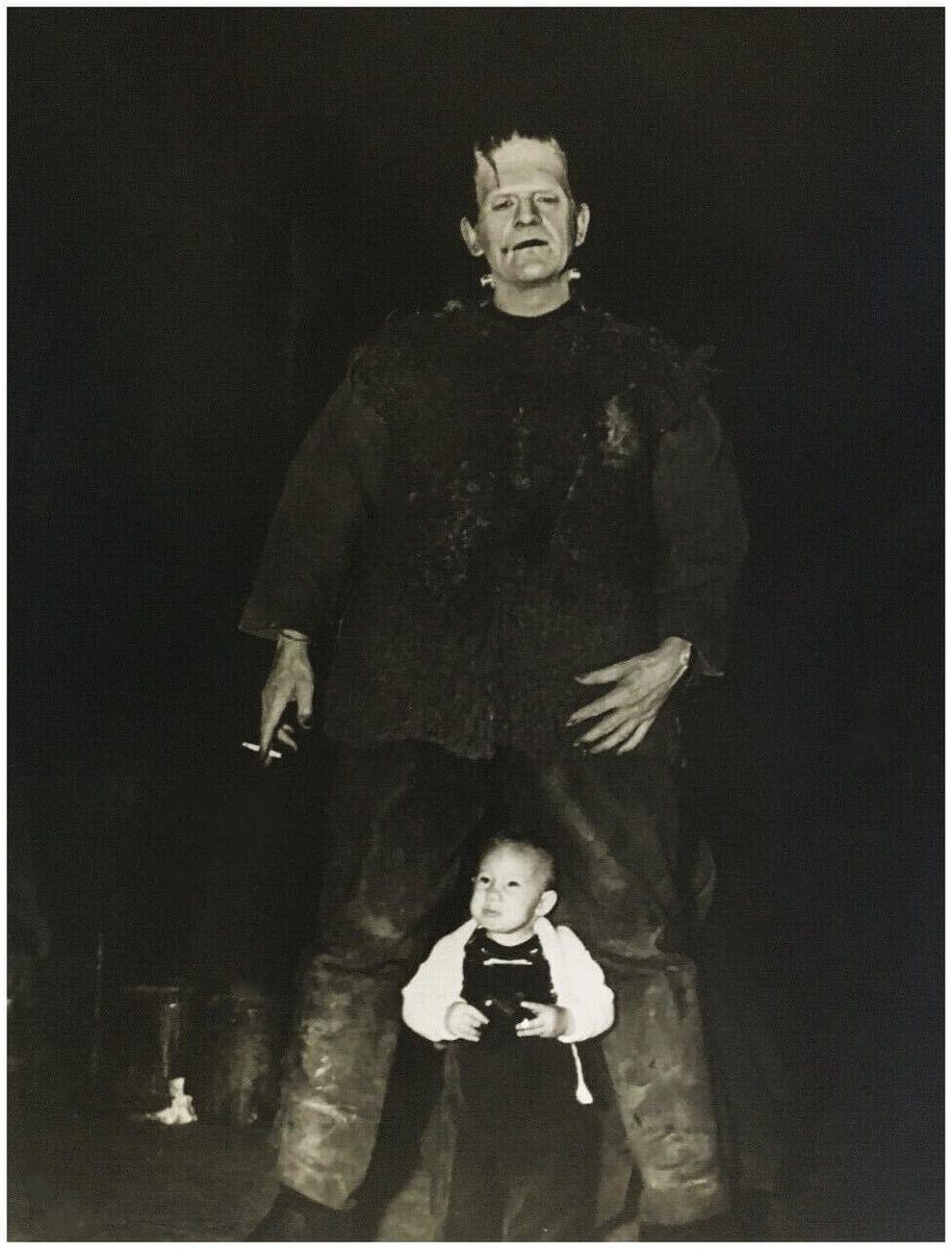HorrorHammer1's tweet photo. Bela Lugosi Jr. on the set of, "SON OF FRANKENSTEIN" 1939. Boris Karloff as Frankenstein's Monster. https://t.co/sgD5dycKUK