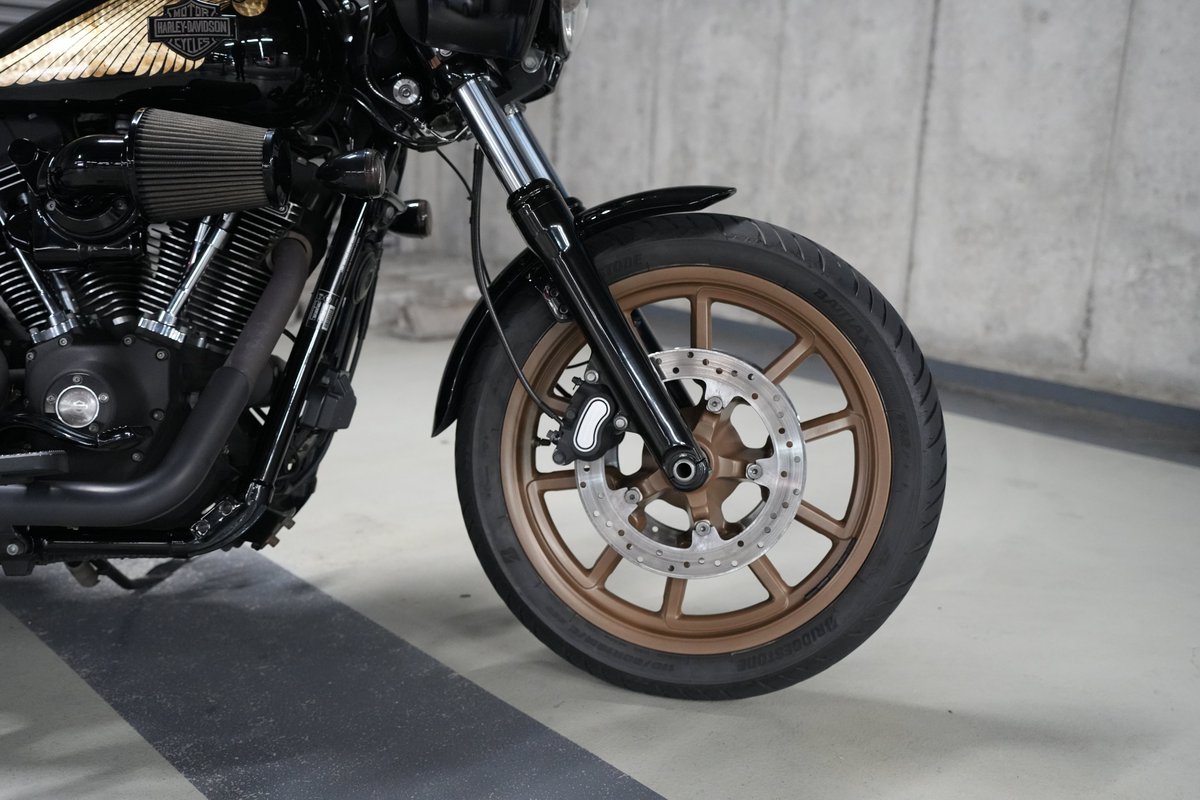 UdxCarwash's tweet photo. バイク洗車・コーティング専門店モトエステ秋葉原UDX駐車場店SNAP Harley-Davidson FXDLS を洗車させて頂きました。ご利用ありがとうございました。#harleydavidson #fxdls https://t.co/iCkY4TOVkf