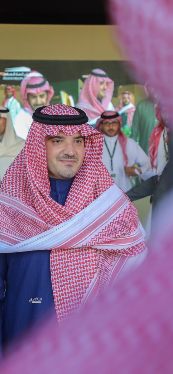 alkhaldi146's tweet photo. سمو سيدي وزير الداخلية ورئيس مجلس إدارة نادي الصقور السعودي خلال ختام #كأس_العلا_للصقور ، حفظه الله 
#العلا https://t.co/x3wvFcosB0