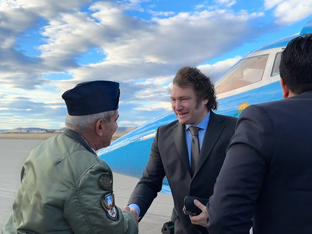 madorni's tweet photo. Argentina en estado puro. Fin. https://t.co/RsBM2Qz1mS