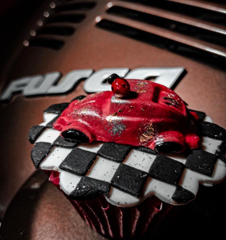 DandsNi's tweet photo. Da saga docinhos baseados em Fanfic ❤️🏎️🫖🏁🥭
RED !!!!!
Com todas as falhas.. ❤️
@AllyMHope
#pilotodeouro #fanfiction #fanfic https://t.co/UOto72sHjv