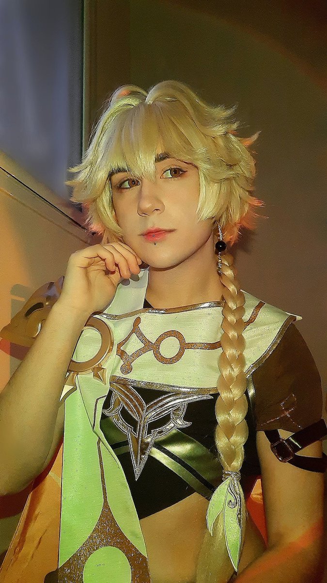 I'm so proud de como me quedaron las fotitos del cos de Aether ✨️✨️